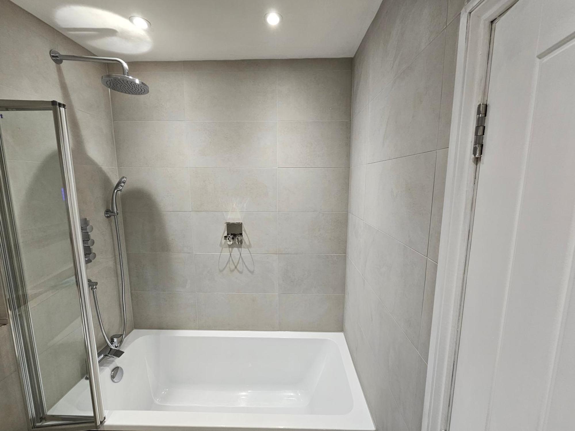 Spacious Modern 2-Bed Parking & Wi-Fi & 65"Oled Bristol Eksteriør billede