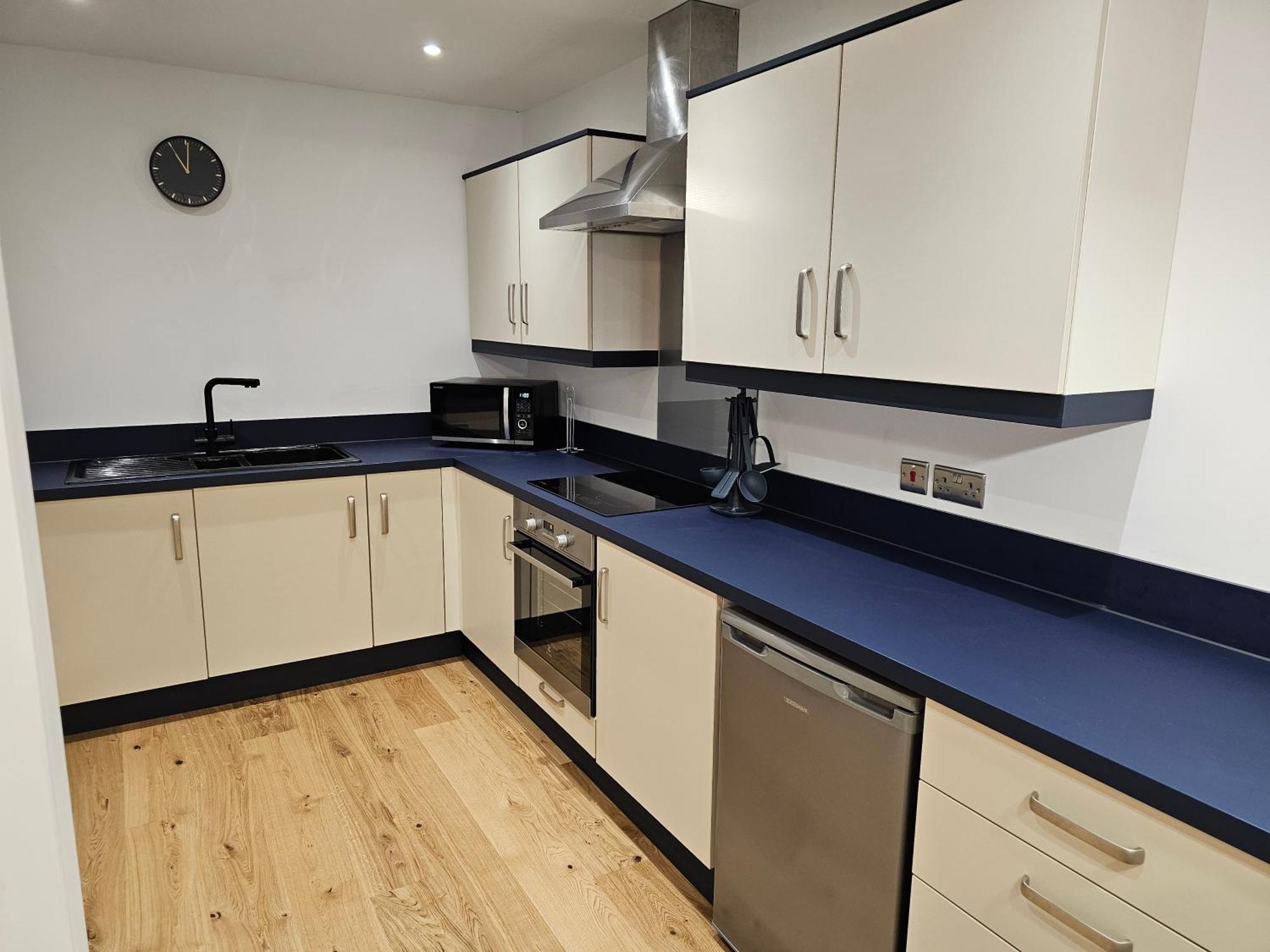 Spacious Modern 2-Bed Parking & Wi-Fi & 65"Oled Bristol Eksteriør billede