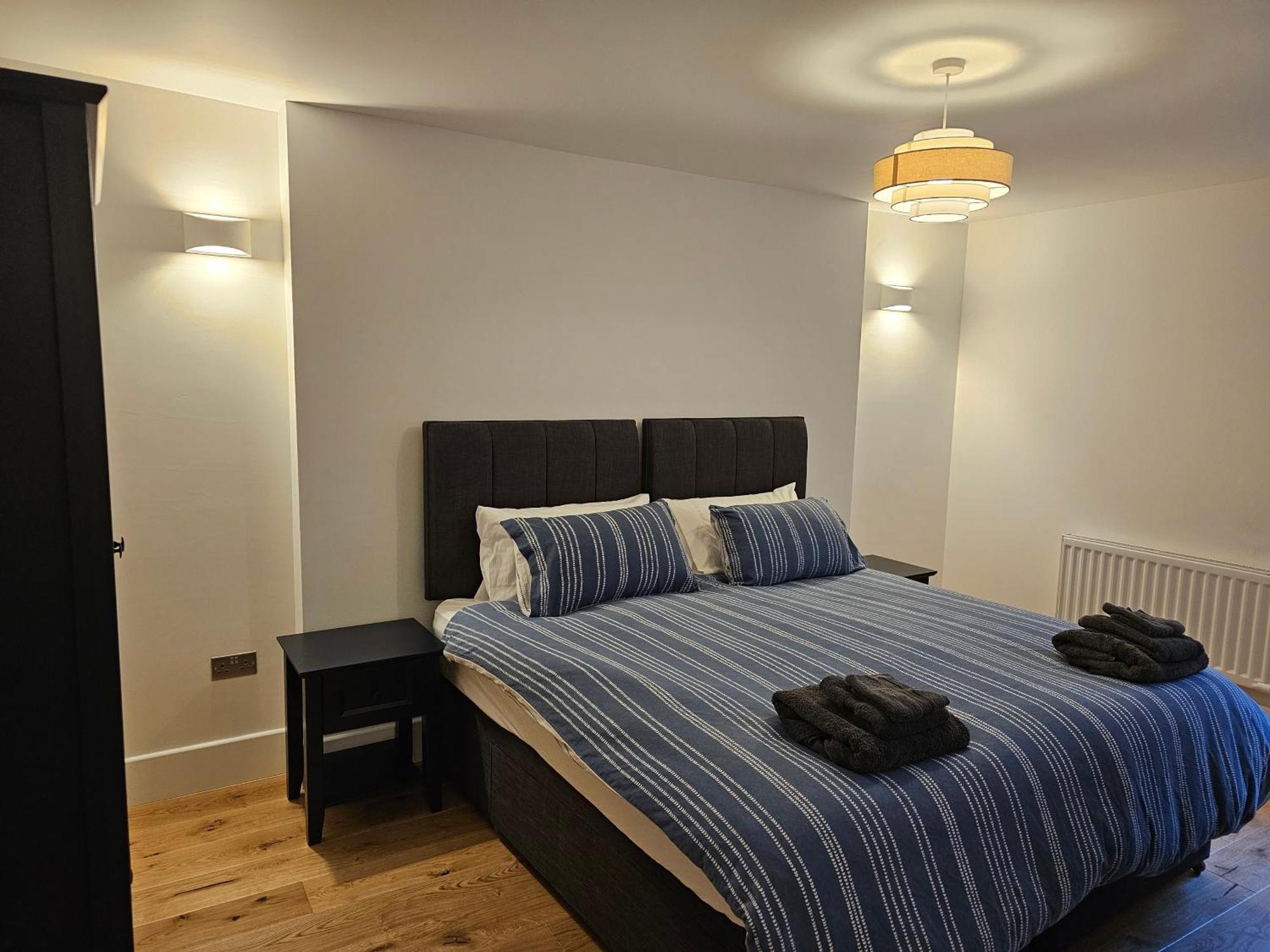 Spacious Modern 2-Bed Parking & Wi-Fi & 65"Oled Bristol Eksteriør billede