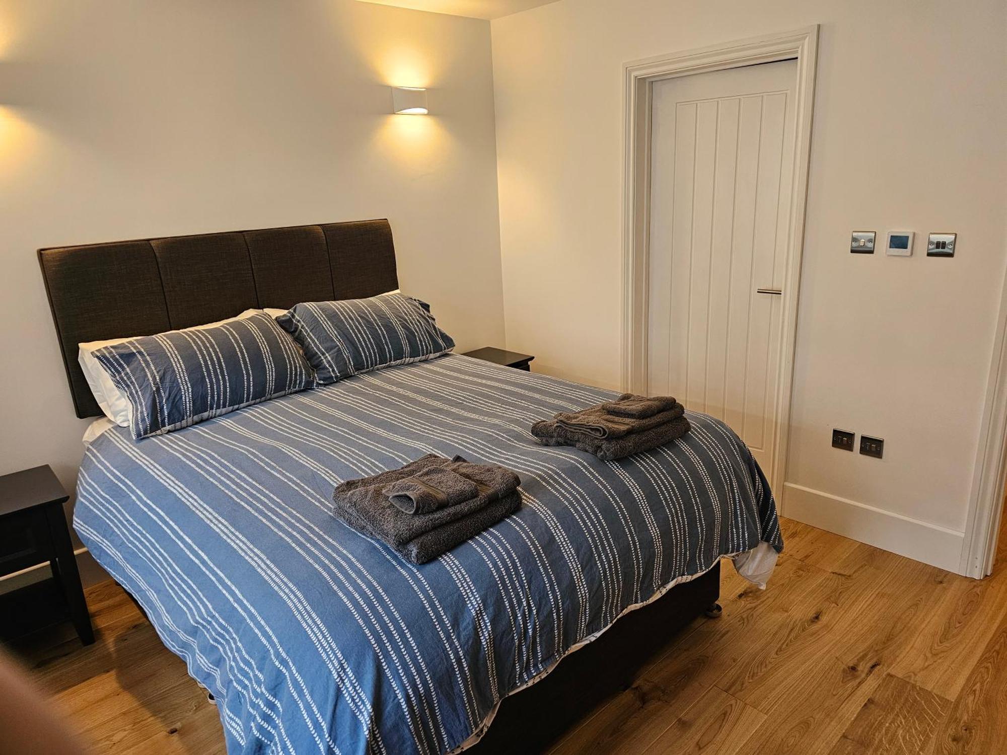 Spacious Modern 2-Bed Parking & Wi-Fi & 65"Oled Bristol Eksteriør billede